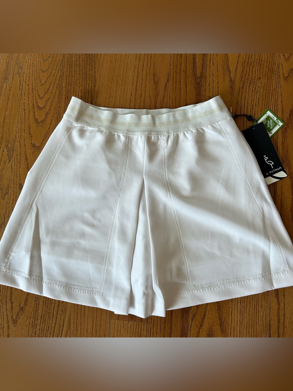 NWT $165 A. PUTNAM Rita A-Line Front Pleat Skort Women's Sz M White Cream Golf